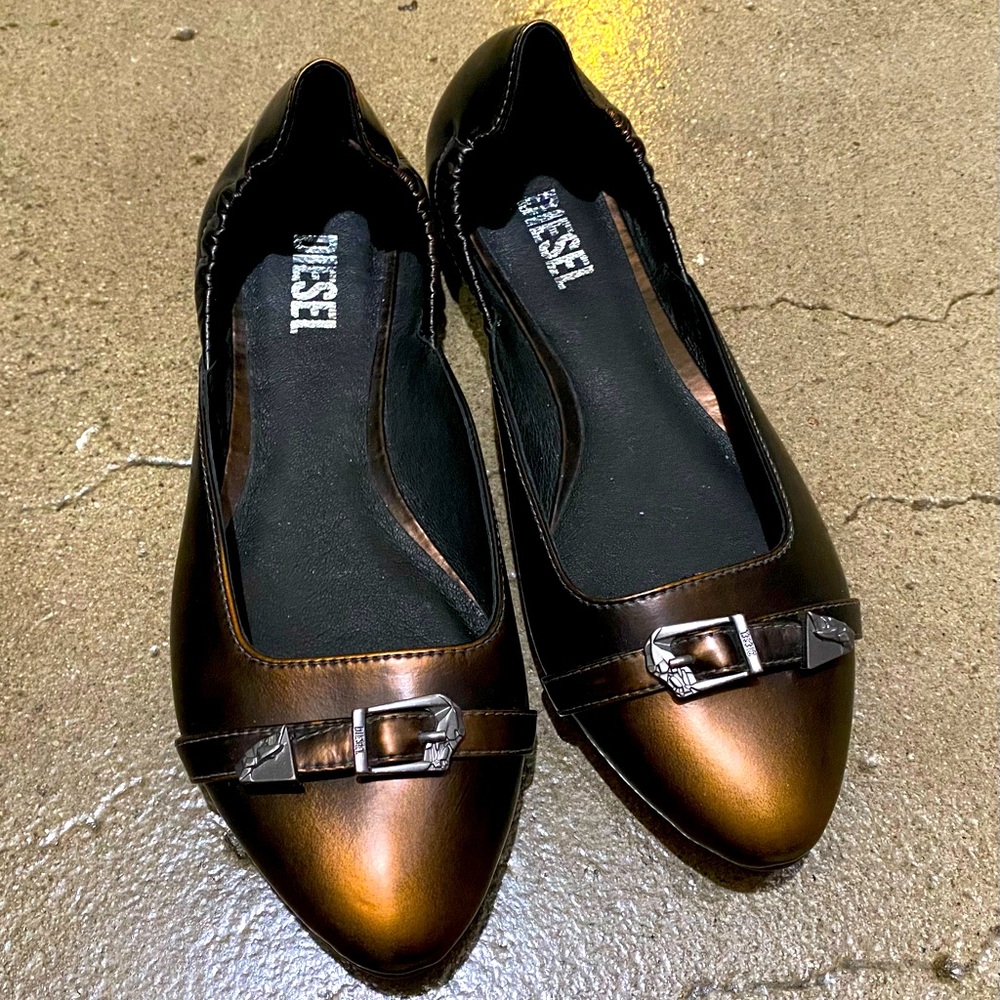 Diesel Metallic Leather Bronze Pointed Toe Flat 39